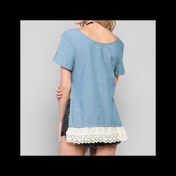 Chambrey Top - Picture 4 of 5